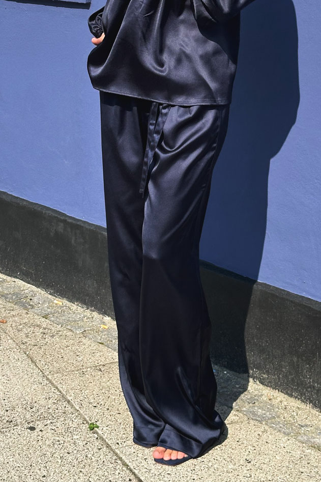 Continue Bukser Randi Satin Navy Blue