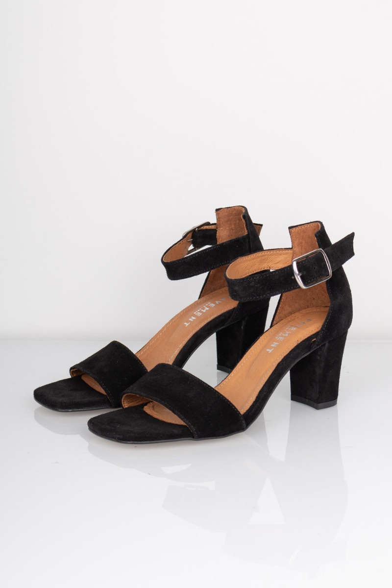 Pavement Stiletter Lykke Black Suede
