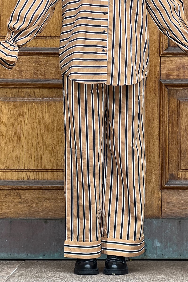 Stories From The Atelier By Copenhagen Shoes Bukser When You Listen Pants Golden Stripes