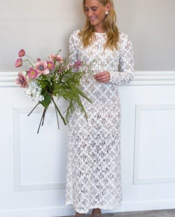 Loved By Lykke Kjole Ly Flowerly Dress White