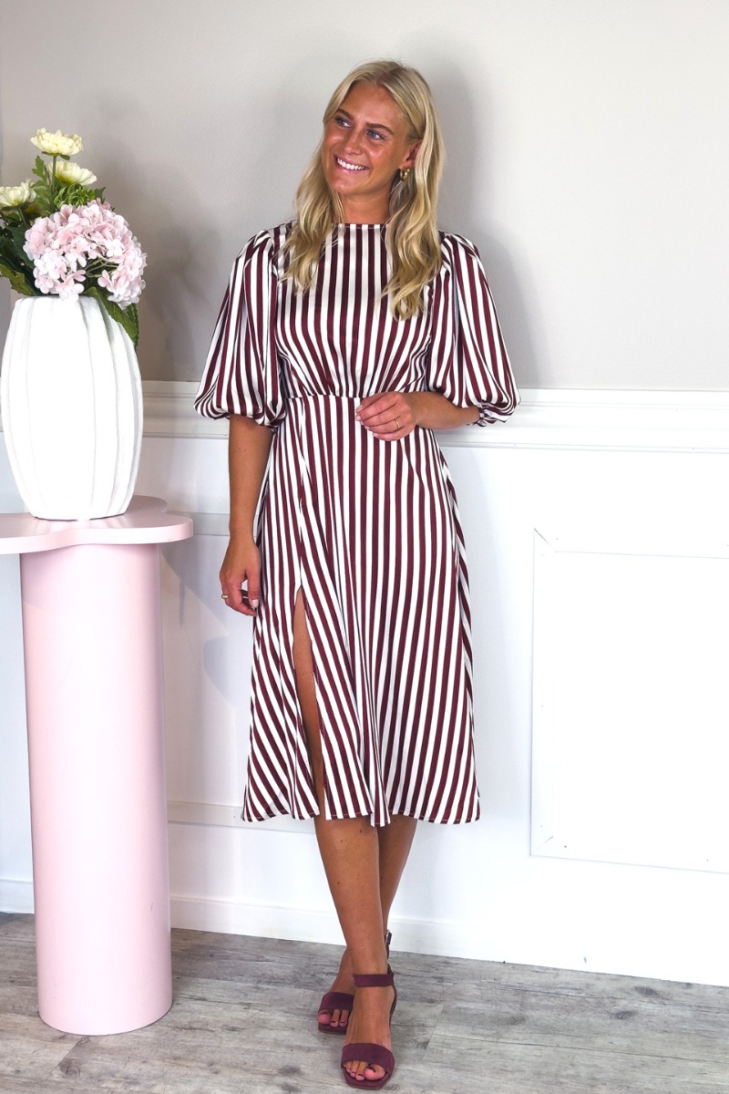 Loved By Lykke Kjole Nynne Dress Burgundy Stripe