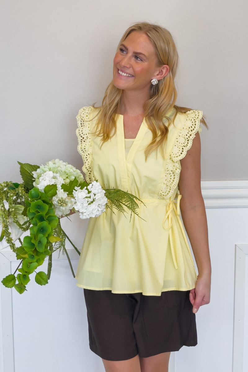 Loved By Lykke Top Lace It Top Yellow