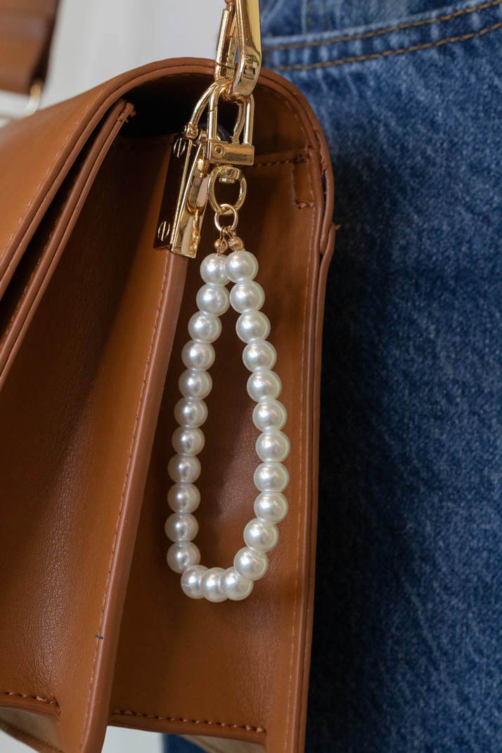 Lucky Lemon Vedhæng Lucca Pearl Keyhanger Sølvfarvet