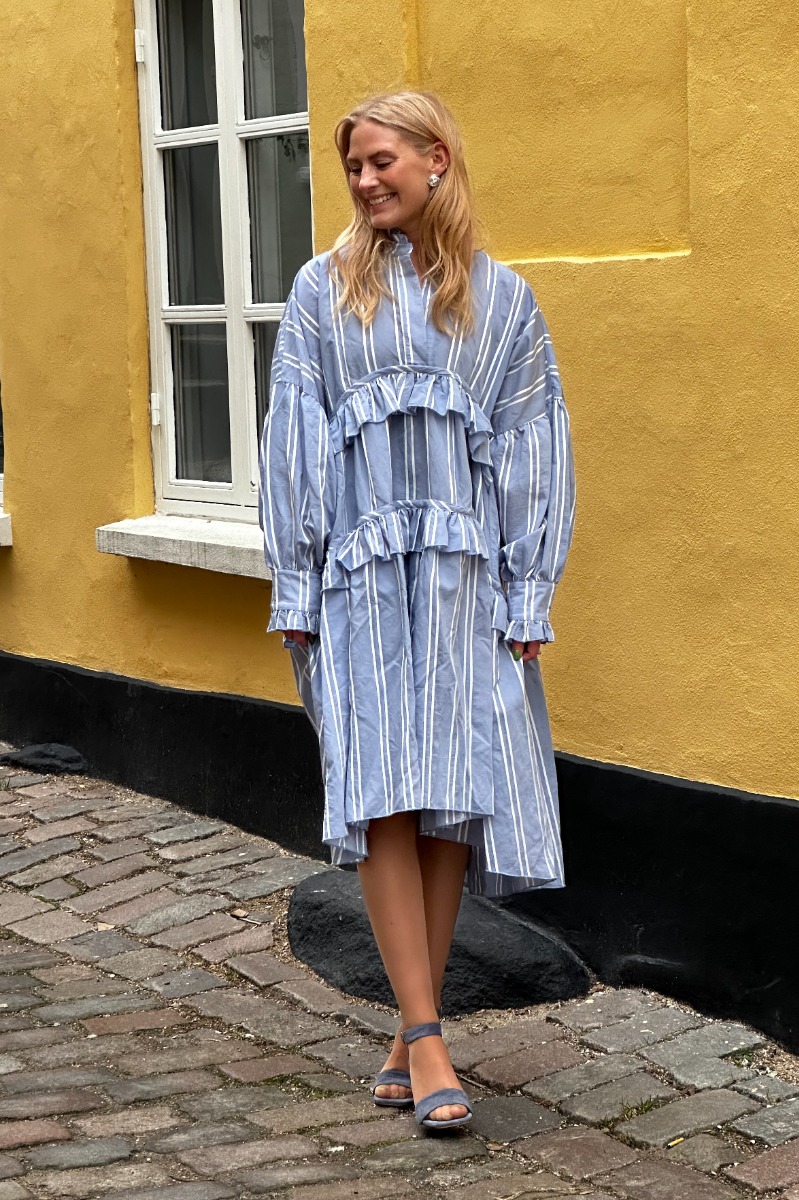 Stories From The Atelier By Copenhagen Shoes Kjole Star Dress Ss25 Light Blue