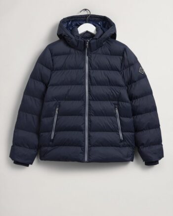 D1  The Active Cloud Jacket Ev