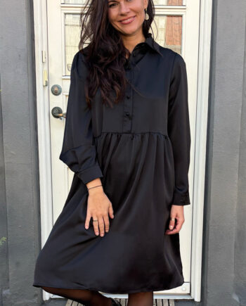 Say Ina Copenhagen Kjole Byron Shiny Black