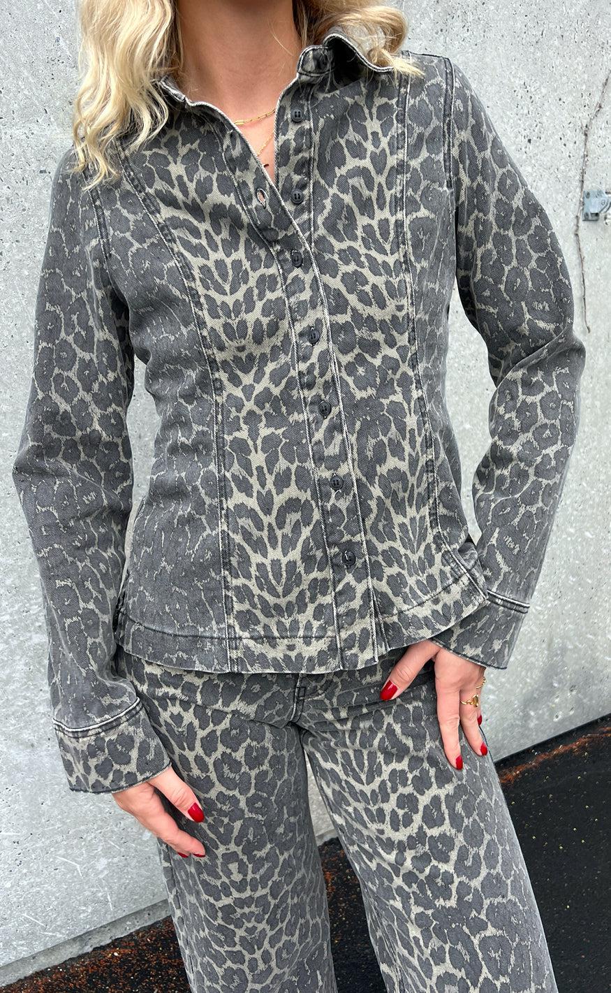 Global Funk Skjorte Firola-  Dark Leopard Mist