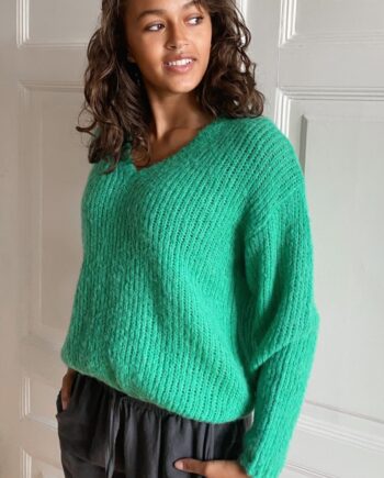 Neo Noir Sweater Cofo Fluffy Green