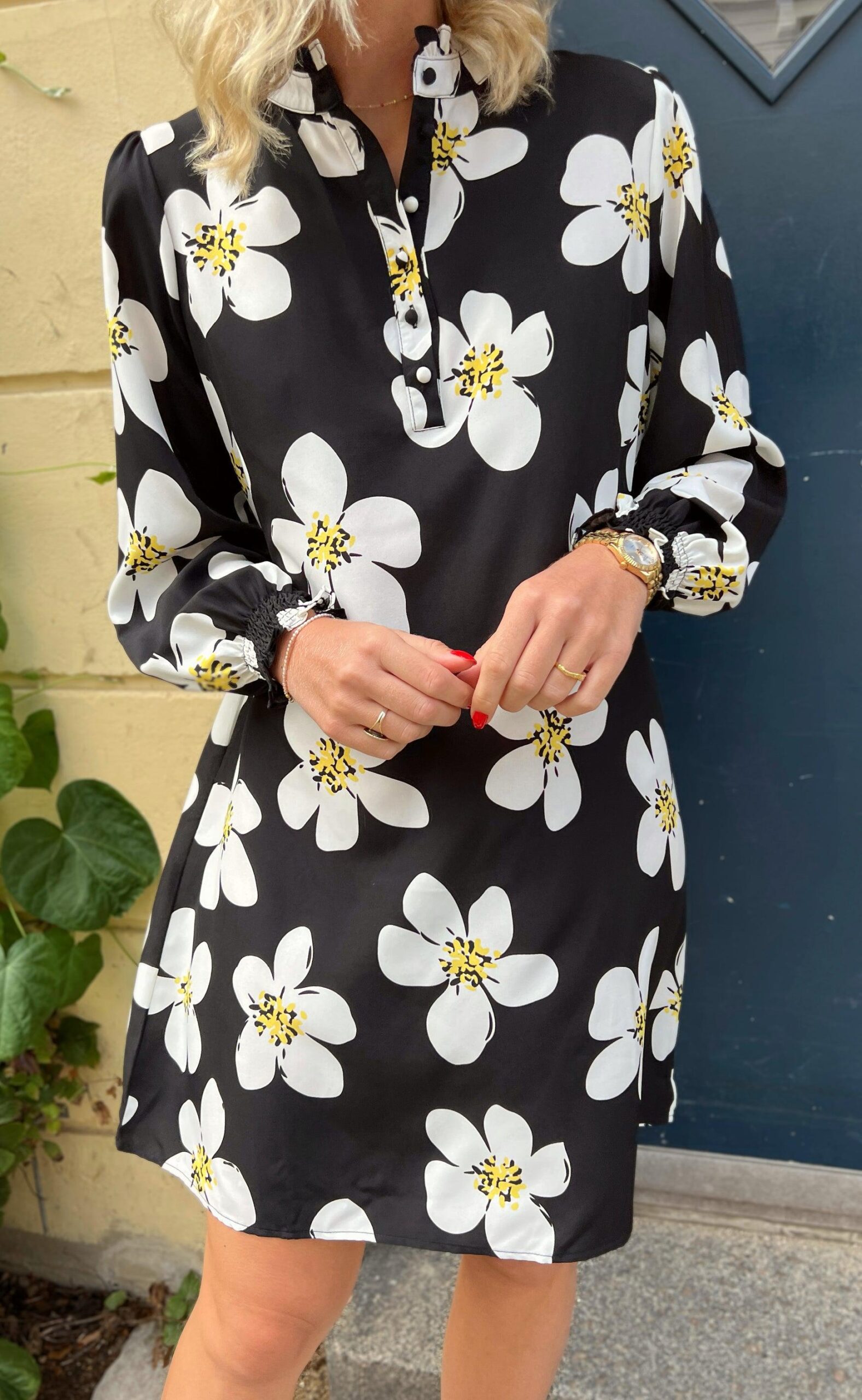 Say Ina Copenhagen Kjole Augusta Black White Flower