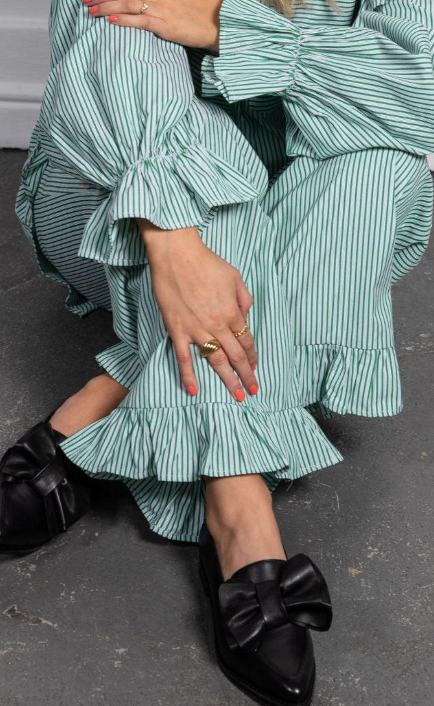 Stories From The Atelier Bukser Ocean Vibes Green