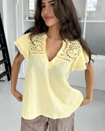 Continue Top Christel Light Yellow