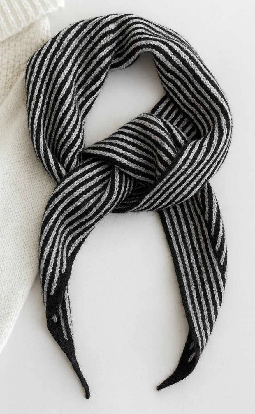 Say Ina Copenhagen Tørklæde Sophie Black Striped